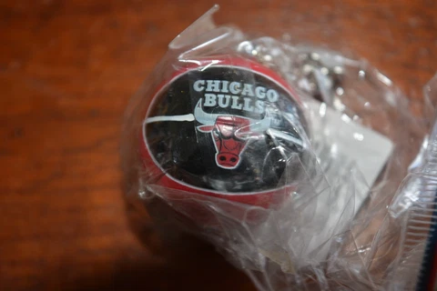 NBA Chicago Bulls Basketball  Lil' Brat Key Chain NEW Cover