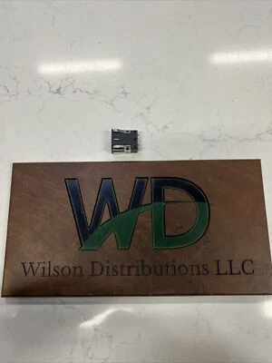 Honeywell Micro Switch AML-21 2 Lamp Pushbutton Switch 28V 2 Pole E61 - Image 1 of 3