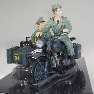 Moto BMW R75 tedesca seconda guerra mondiale con sidecar + 2 figurine 1/10 Schucon minichamps - Foto 1 di 24