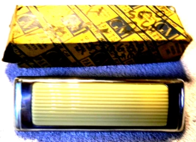 Conjunto de lámpara de riel de puerta derecha Oldsmobile GM 1950 NUEVO OEM.4530658 HT 78 88 Foto 1 de 4