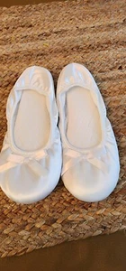 Dearfoams Spandex Ballerina LDS White Slippers Womens Size 5-6 - Picture 1 of 7