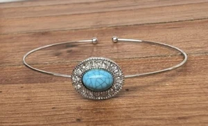 Dainty Silver Tone Rhinestone Turquoise Howlite Oval Cuff Bangle Bracelet READ - Picture 1 of 7