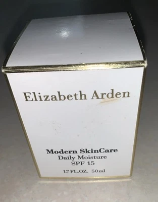 Elizabeth Arden Daily Moisture FPS 15 1,7 oz / 50 ML NUEVO Foto 1 de 4