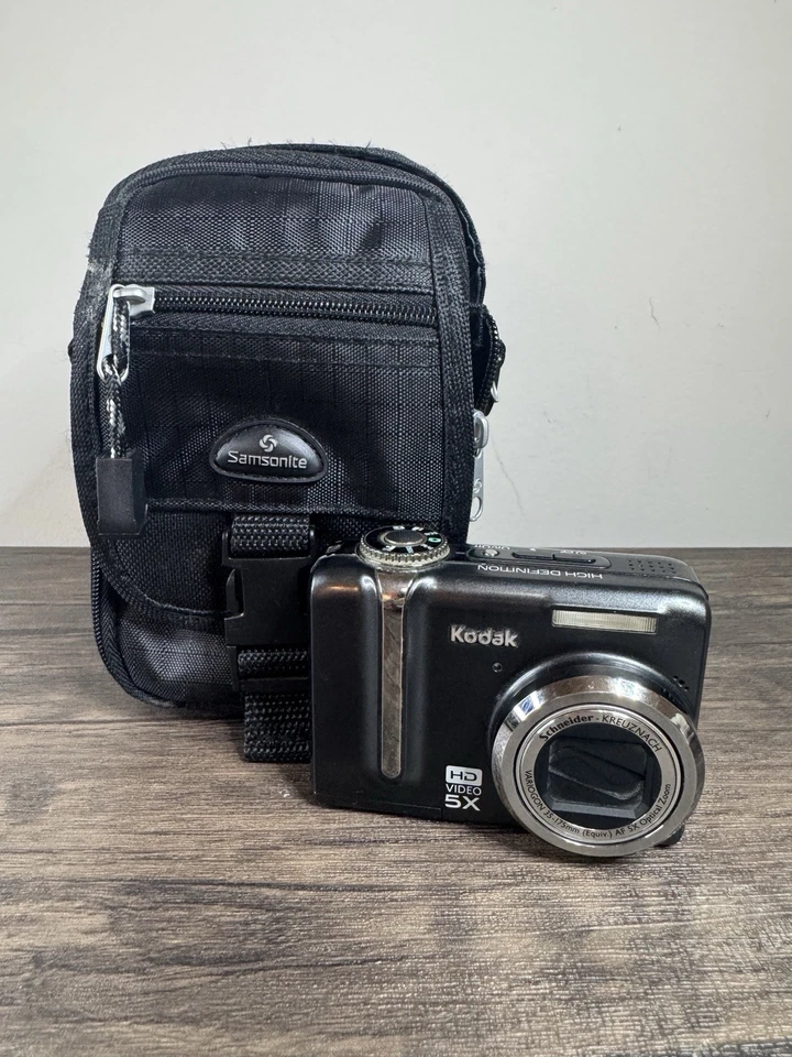 Cámara digital Kodak EasyShare Z1285 HD 5x zoom óptico PROBADA + ¡Estuche Samsonite! Foto 1 de 4