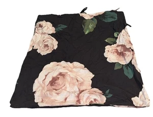 2 Stück Pottery Barn Emily Meritt Bett Rosen Euro Kissenbezüge Krawattenverschluss 26" x 26" schwarz - Bild 1 von 5