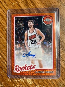 2025-26 Topps Basketball Alperen Sengun Auto Orange Refractor /25 Mojo Rockets - Picture 1 of 2