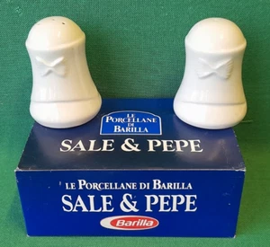 SET VINTAGE SALE & PEPE LE PORCELLANE DI BARILLA NUOVI CON SCATOLA. AU41/AU45 - Picture 1 of 5