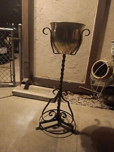 Antique Wrought  Iron Pedestal Garden Plant Stand Large Brass Pot Twisted Metal - Picture 1 of 11