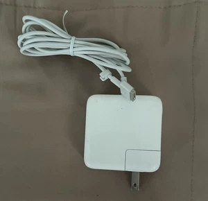 Weiß A45 45 Watt T-Spitze Form Ersatz Netzteil Ladegerät für Apple———3 - Bild 1 von 3