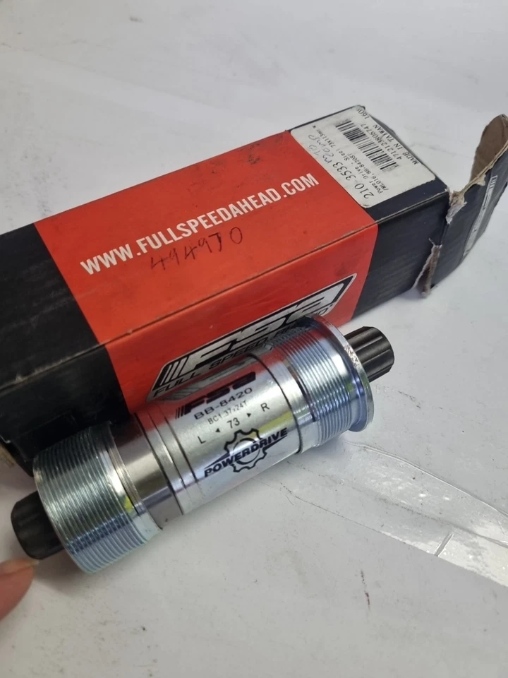 FSA Power Drive Bottom Bracket Cro-Mo Spindle - 73mm x 113mm 210-3533 REF A20 - Image 1 of 4