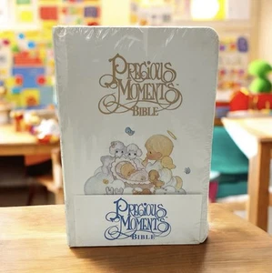 Vintage Precious Moments Bible New KJV Baby Edition (1989) NEW SEALED - Picture 1 of 6