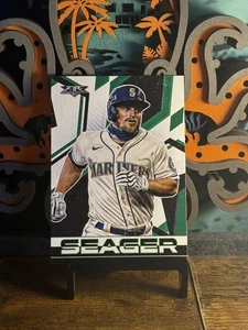 2021 Topps Fire - Kyle Seager #180 - Picture 1 of 1