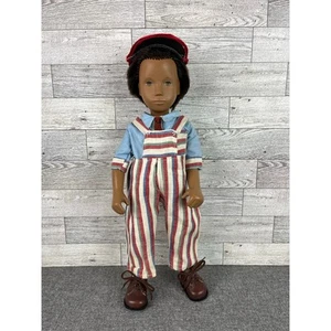 Sasha Vintage Cabello Marrón Ojo Verde ÚNICO Rojo Azul Traje de Tienda Vinilo Niño Muñeca - Imagen 1 de 9