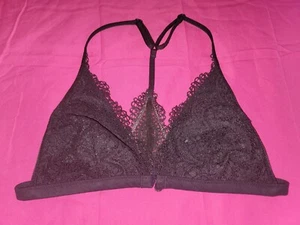 Victoria's Secret Body By Victoria Front-Close Racerback Lace Bralette Size M - Picture 1 of 7