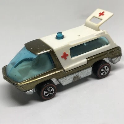 Hot Wheels Redline Heavyweights Ambulance 1969/1970 Olive White Int. - Hong Kong - Image 1 of 4