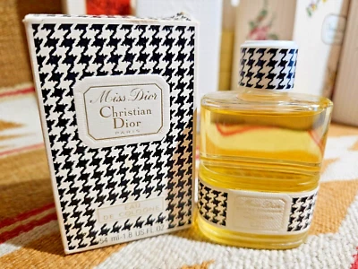 DE COLECCIÓN Miss Dior por Christian Dior 1.8oz Eau de Cologne *NUEVO EN CAJA* ¡COMPLETO!! Foto 1 de 4