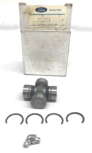 NOS Ford E2HZ-3815-A U-Joint Kit- 1982-89 Medium Duty Truck - Picture 1 of 5
