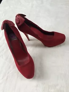 Dolce Vita Red Suede Heels Size 8.5 - Picture 1 of 4