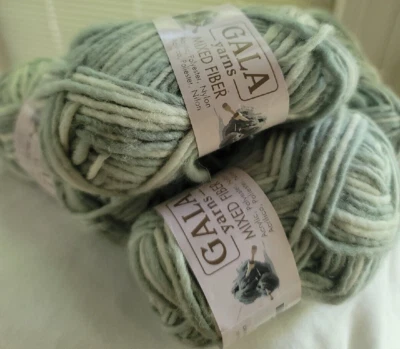 Lote de 5 fios mistos de fibra de gala poliéster acrílico nylon verde crochê malha 50 gramas - Imagem 1 de 3