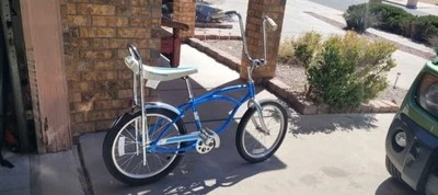 Shwinn Stingray  - Image 1 of 3