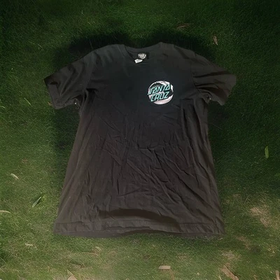 Camiseta Tillys Hombre Grande Santa Cruz’s Rosa y Verde Azulado Diseño Onda Foto 1 de 4