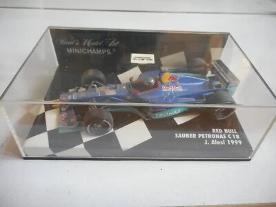 Minichamps F1 Formel 1 Sauber Pertonas C18 Red Bull J. Alesi on 1:43 in Box - Bild 1 von 2