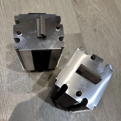 Apple Mac Pro 1,1  A1186 EMC 2113 CPU heatsink x2 bundle - Image 1 of 4