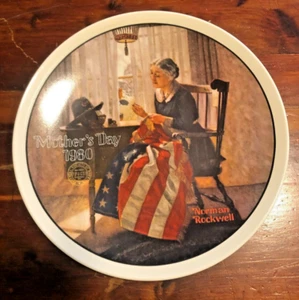 Knowles Decorative Plate "A Mother's Pride" by Norman Rockwell - Picture 1 of 6
