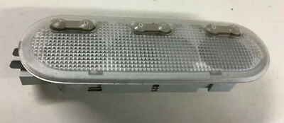 Renault Megane MK2 - Luz de techo de cortesía interior - 8200073234 Foto 1 de 4