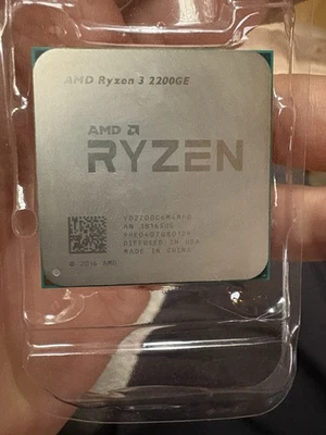 AMD Ryzen 3 2200G 3,5 ГГц AM4 гнездо YD20200C6M4FB - Изображение 1 из 3