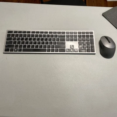**READ**Dell Premier KM7321W Wireless Bluetooth full Keyboard / Mouse Titan Gray - Image 1 of 4