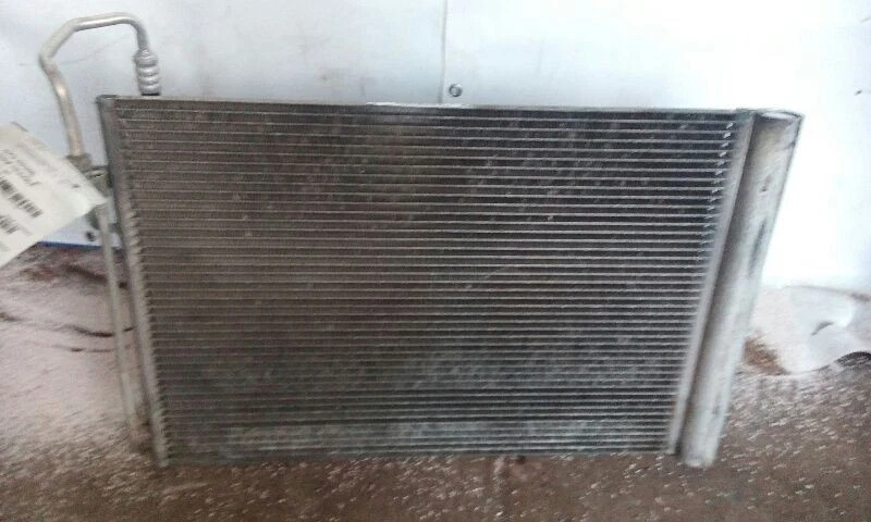 Condensador de aire acondicionado BMW 760i 03-08  Foto 1 de 4