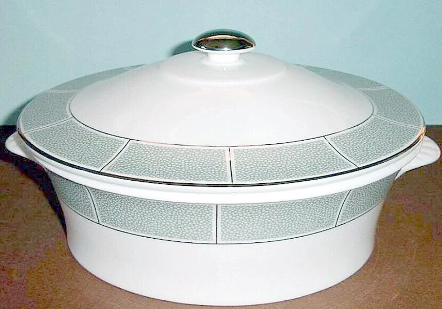 12 Wedgwood Shagreen Jade Fine English Bone China Oval Serving Bowl Tureen w Lid