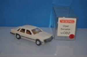 Wiking 10082 (82/1E) - '79 Opel Senator (Beige Claro) - NUEVO con CAJA - Imagen 1 de 4
