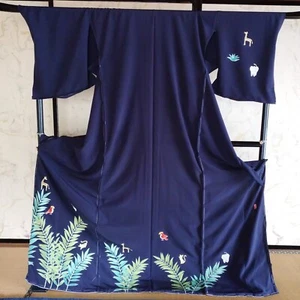 Japanese Kimono Houmongi /Jungle Pattern - Picture 1 of 10