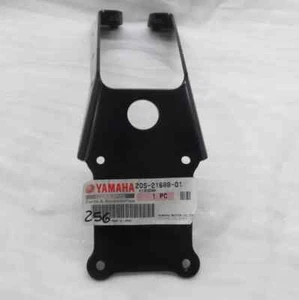 Yamaha FZ6R Rear Back Fender Mount 20S-21688-01-00 - Picture 1 of 1