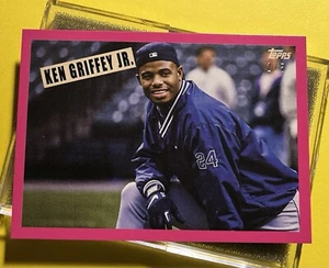 KEN GRIFFEY Jr TBT SSP 2024 Topps Throwback Thursday Pink Variation #/5 Seattle - Picture 1 of 3
