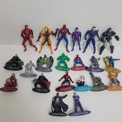 "Lote de 21 figuras fundidas a presión de X-Men Heavy Metal Heroes años 90 Toybiz y Jada 2,5""" Foto 1 de 4