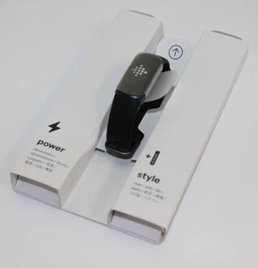 Fitbit Luxe Fitness Wellness Tracker GPS Stress Management Black Graphite - Picture 1 of 2