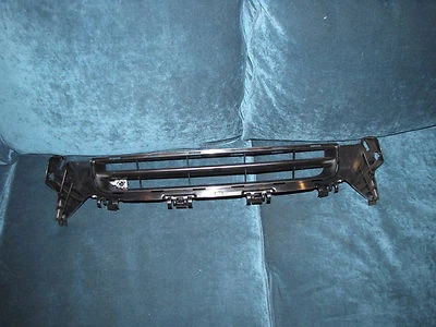 NEW OE SAAB 9-5 Aero Lower Radiator Grille 12843698 2010-2012 - Image 1 of 2