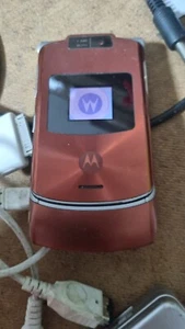 K0333NN-Cellulare Motorola V3 RAZR Amaranto - Imagen 1 de 3