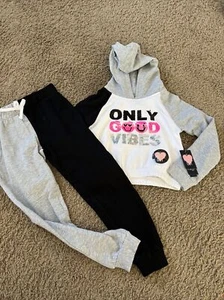 NEW NWT girls Size 6 Cute Girls First Hooded Pant Set Outfit - Picture 1 of 2
