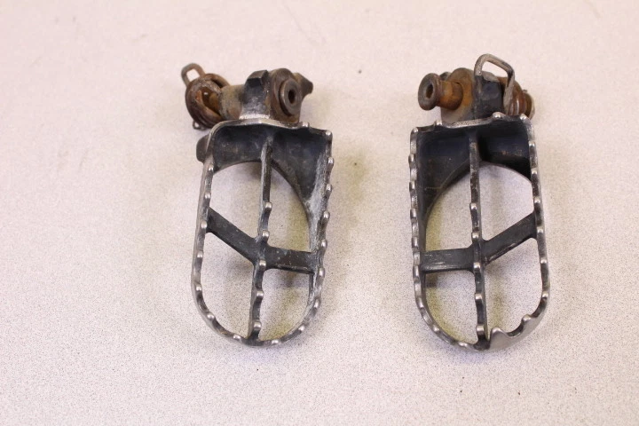 2001 01 Yamaha WR250F WR250 WR 250 Foot Pegs - Image 1 of 1