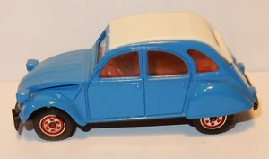 A Solido Made IN FRANCE1980 Citroen 2CV 6 Blue Inside Red Ref 1301 1/43 - Picture 1 of 6