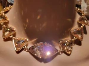 SPLENDIDA COLLANA GIROCOLLO NUOVA COLORE MIELE AMBRA DIAMANTE CRISTALLO ORO PLT MODERNA - Foto 1 di 8