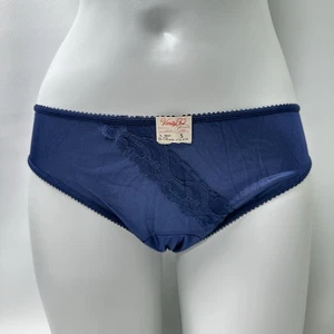 Vintage Vanity Fair Nylon Panties Blue Lace Front Size 5 Panty 80s NWT - Picture 1 of 13