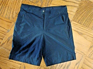 Athleta Tribeca 7" Bermuda Shorts Womens Sz 6 Zip Pockets Black - Picture 1 of 4