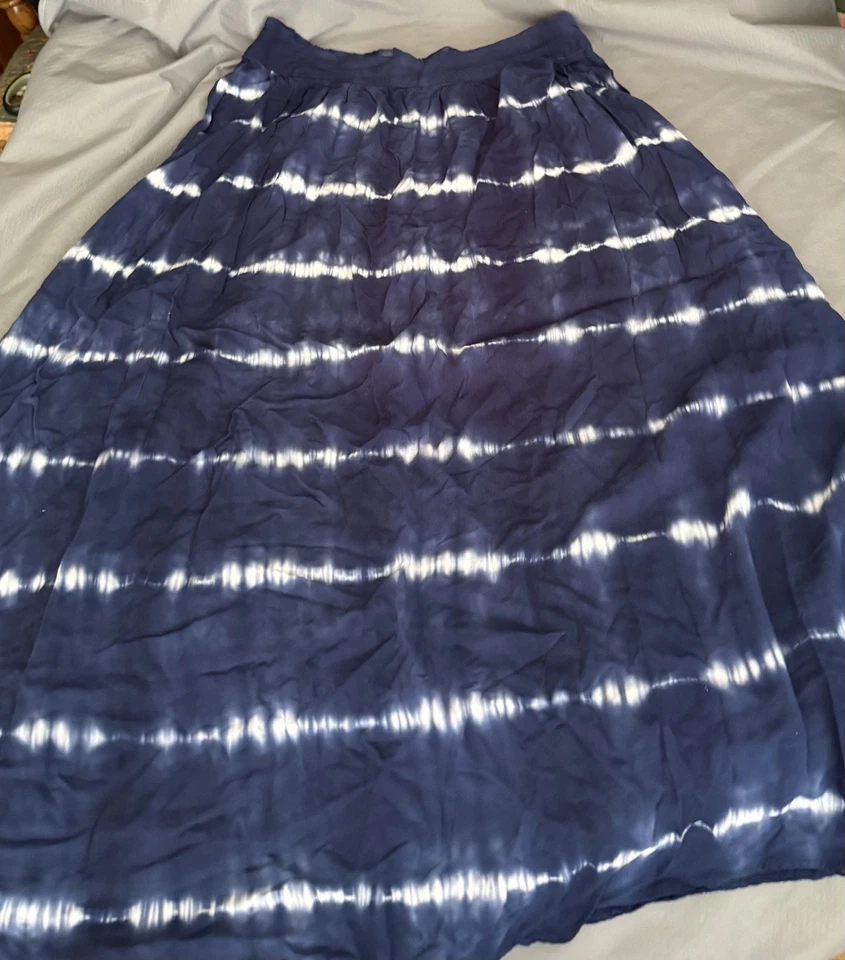 Merona Navy Blue & White Striped Tie-Dye Elastic Waist Maxi Skirt w/Pockets, M - Image 1 of 3