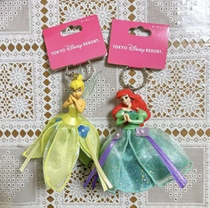 Llavero Disneyland Campanilla y Ariel Peter Pan La Sirenita Tokio Japón - Imagen 1 de 2