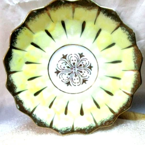 Saucer Royal sealy china japan Lusterware Yellow gold scalloped edge - Picture 1 of 3